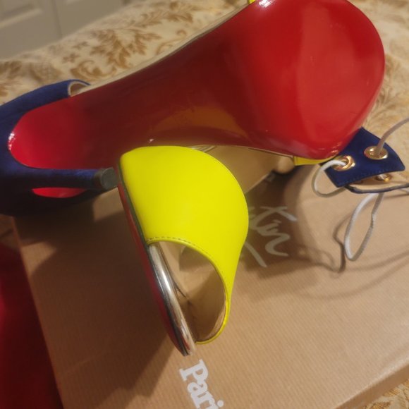 Mayerling 120 Fluo Louboutin - Picture 7 of 8